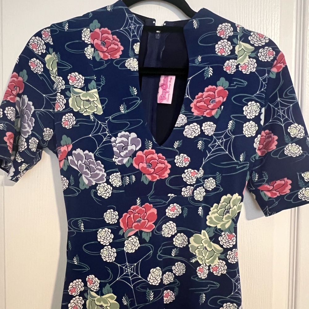 Floral spiderweb fitted pinup couture dress RARE